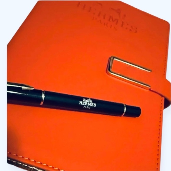 Hermes GWP Orange Leather Notebook with Pen & Bag - Picture 5 of 5